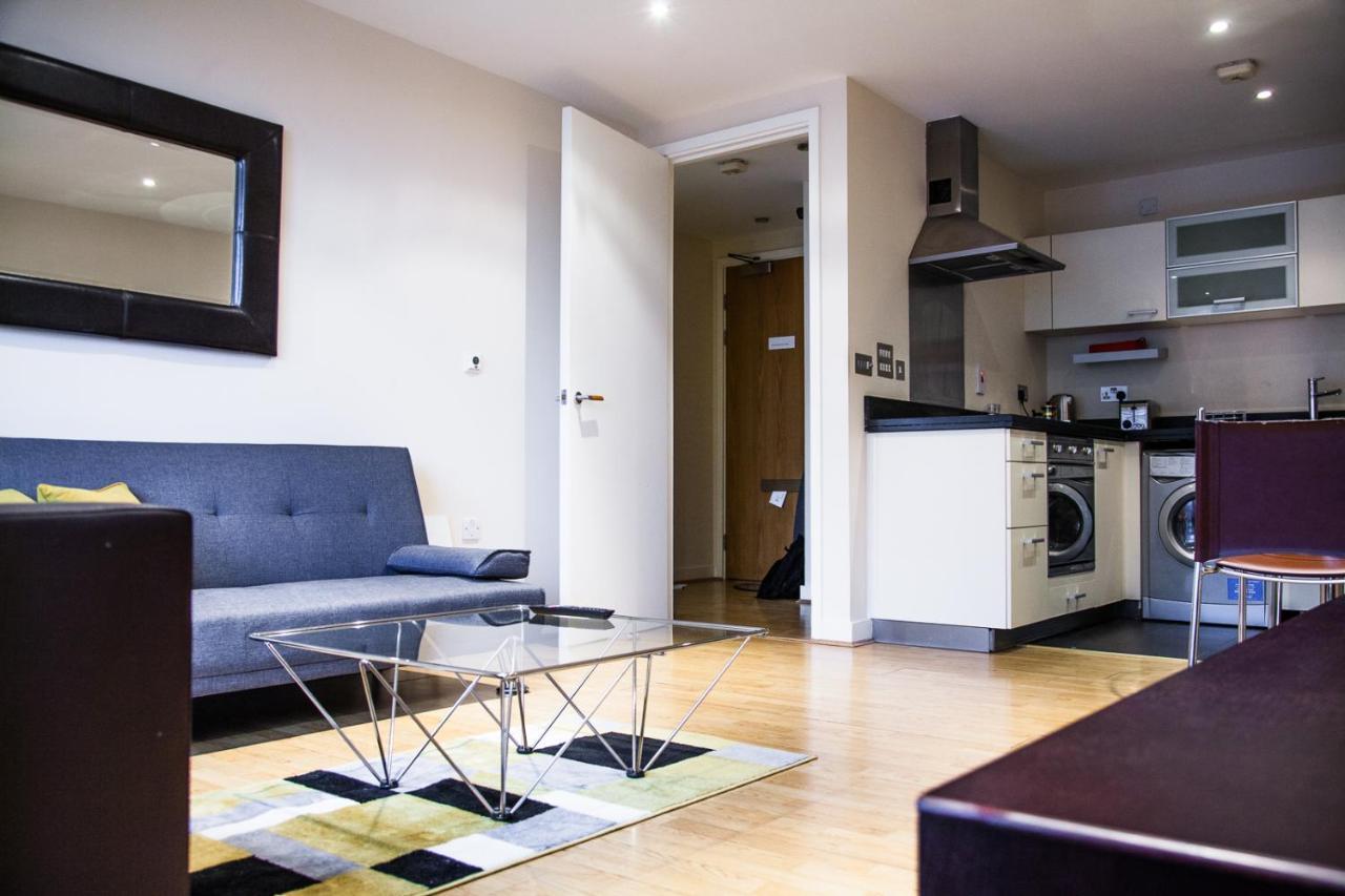 Canary Wharf Retreat - Serviced Apartments Лондон Екстериор снимка