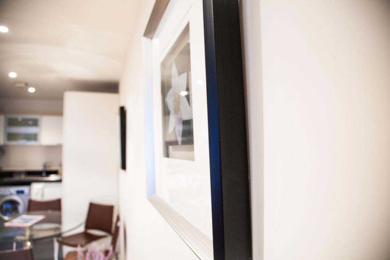 Canary Wharf Retreat - Serviced Apartments Лондон Екстериор снимка