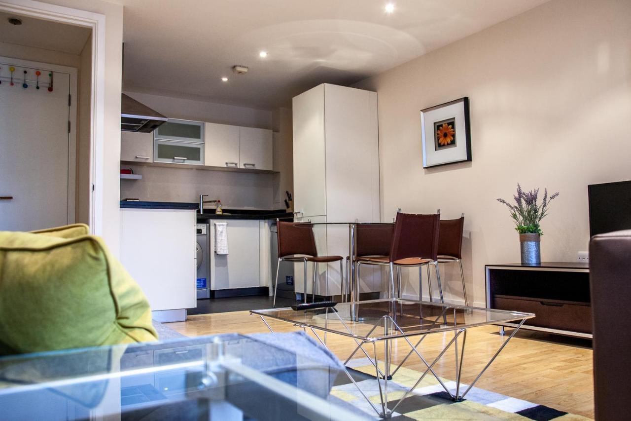 Canary Wharf Retreat - Serviced Apartments Лондон Екстериор снимка